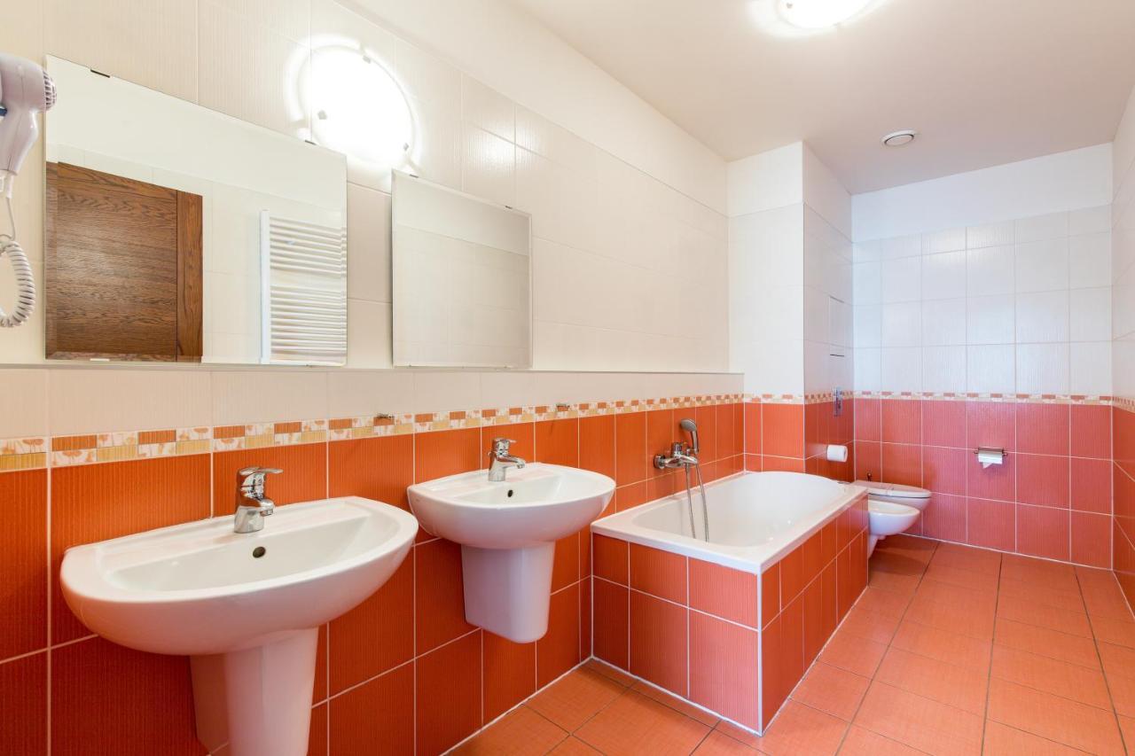 Rezidence Certovka Apartman Karlovy Vary Kültér fotó